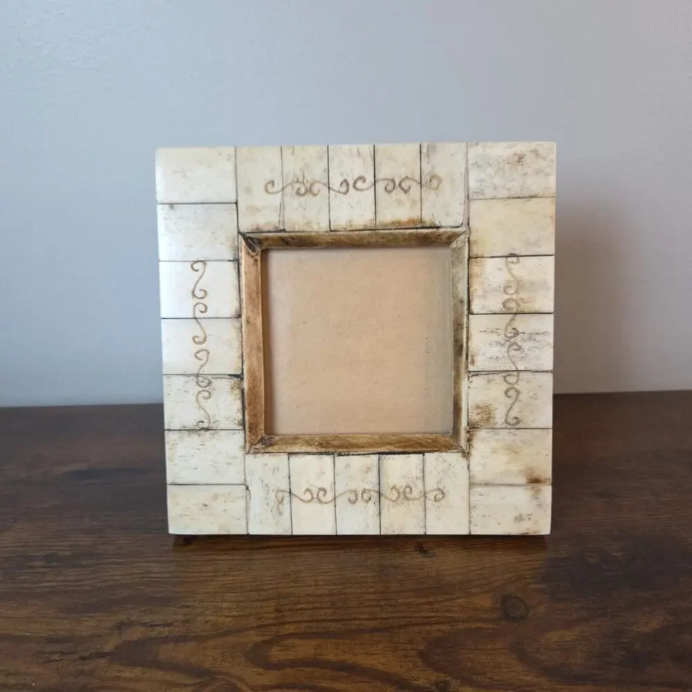 7”x7” Natural Hand Carved Tiled Frame For Use‎ Of 4”x4” Photo Display